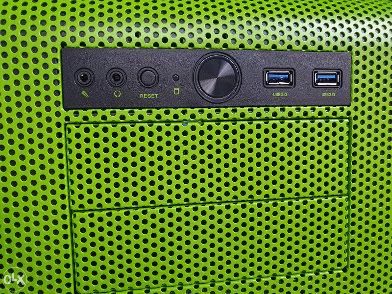 Kućište Thermaltake Core V51 Limited Edition Riing