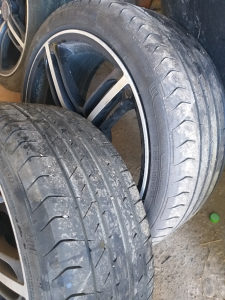 Alu felge Audi 18 s novim gumama 2019 DOT