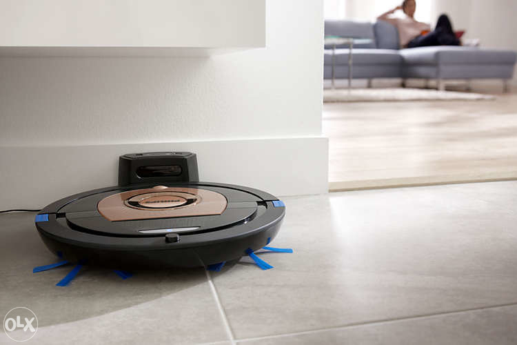 PHILIPS Usisivac ROBOT FC8776\01