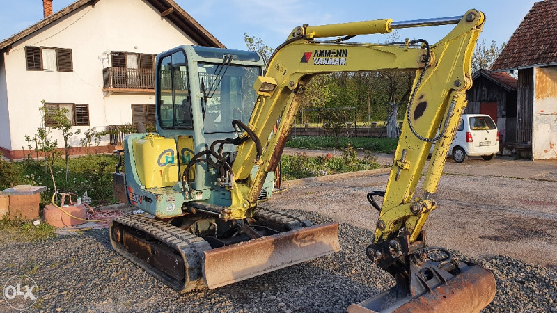 Minibager Yanmar B37V
