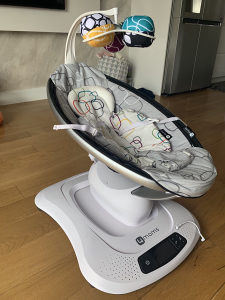 Ljulja za bebe 4moms ljuljacka