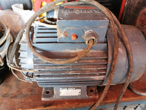 Elektro motor