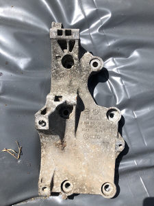 NOSAC ALTERNATOR KOMPRESORA KLIME R038903143AF VW SKODA