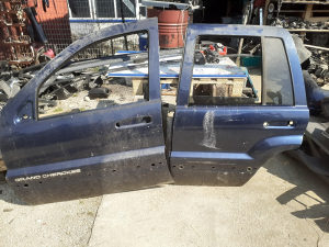 Vrata jeep grand cheroki 2001
