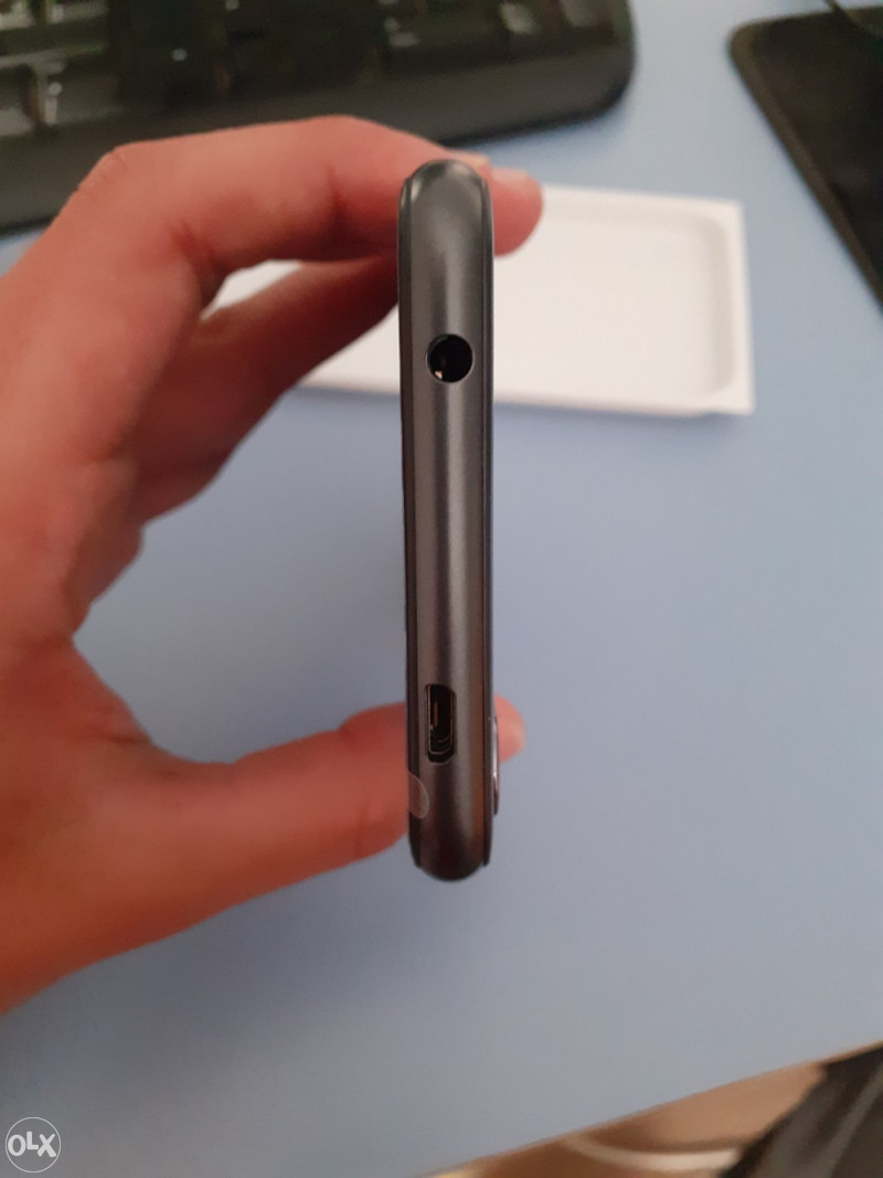 Telefon Tesla 6.4 Nov neotpakovan